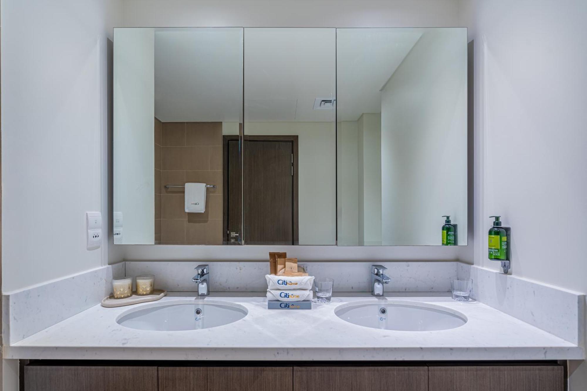 Citihome-creek Harbour Spacious Sanctuary 2br Apartment Dubai