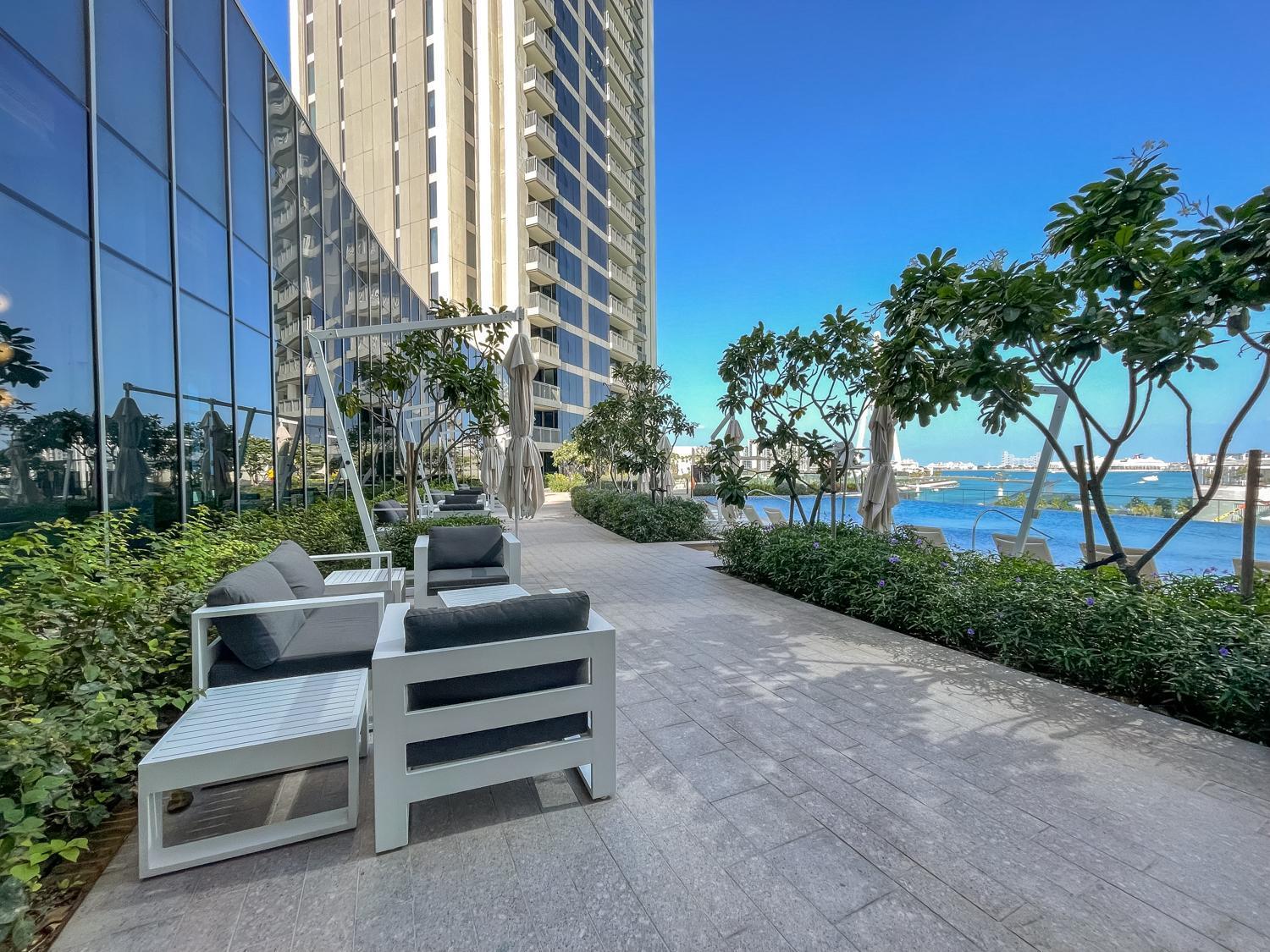 Apartment Blazing By The Seaside - Suiteable *