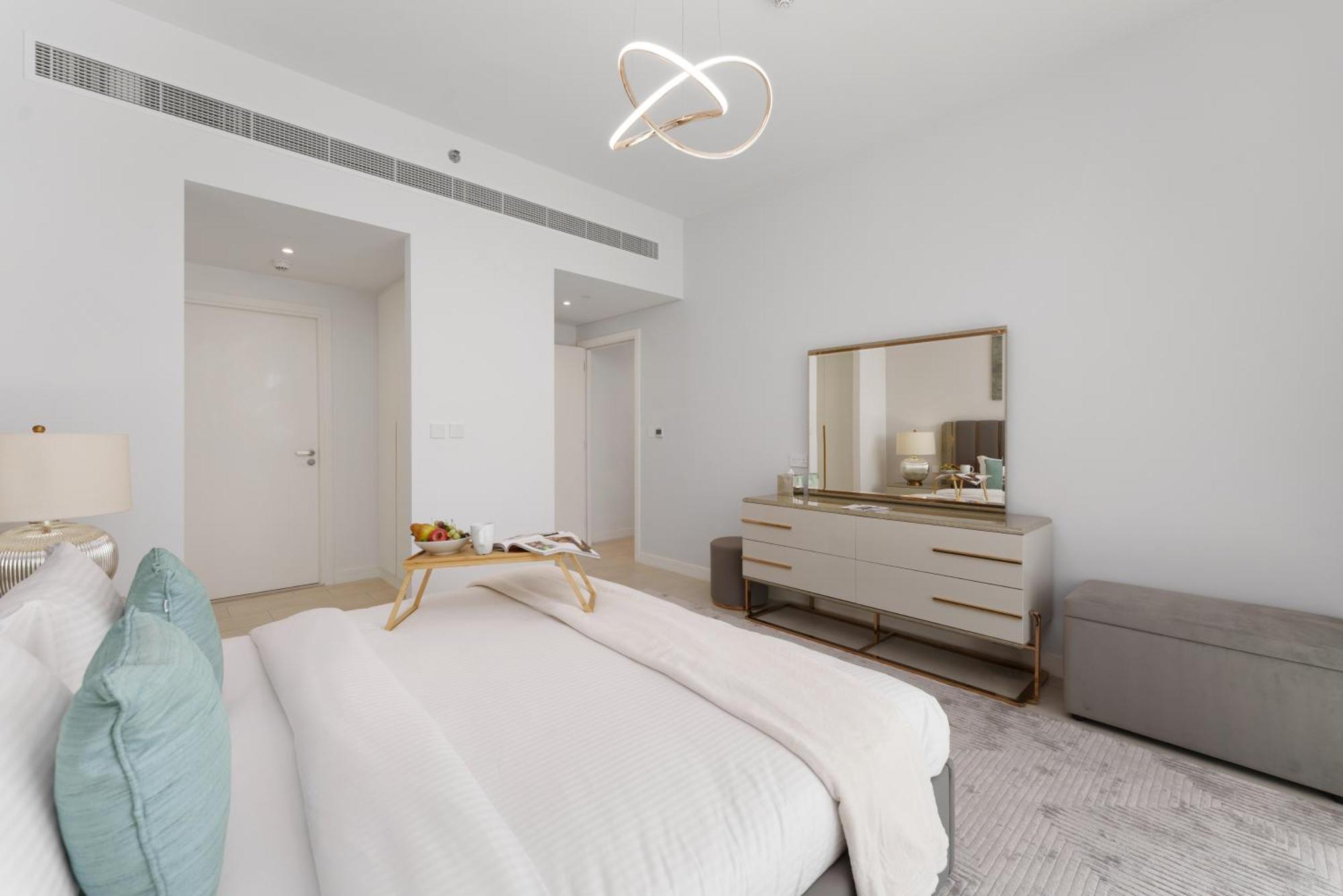 Maison Privee - Seaside Jbr Living W/ Open Sea & Bluewaters Views