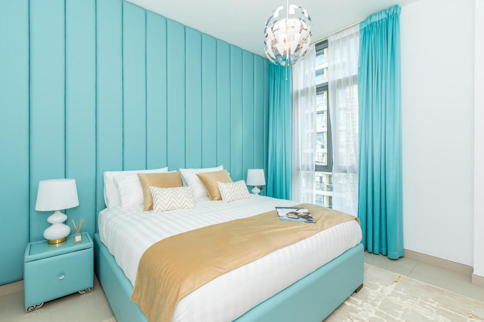 Gma Liv 2br Partly Sea View * Dubai