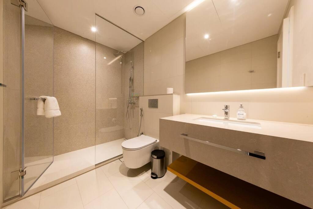 Luxury And Comfy 1br In Jbr Near The Dubai