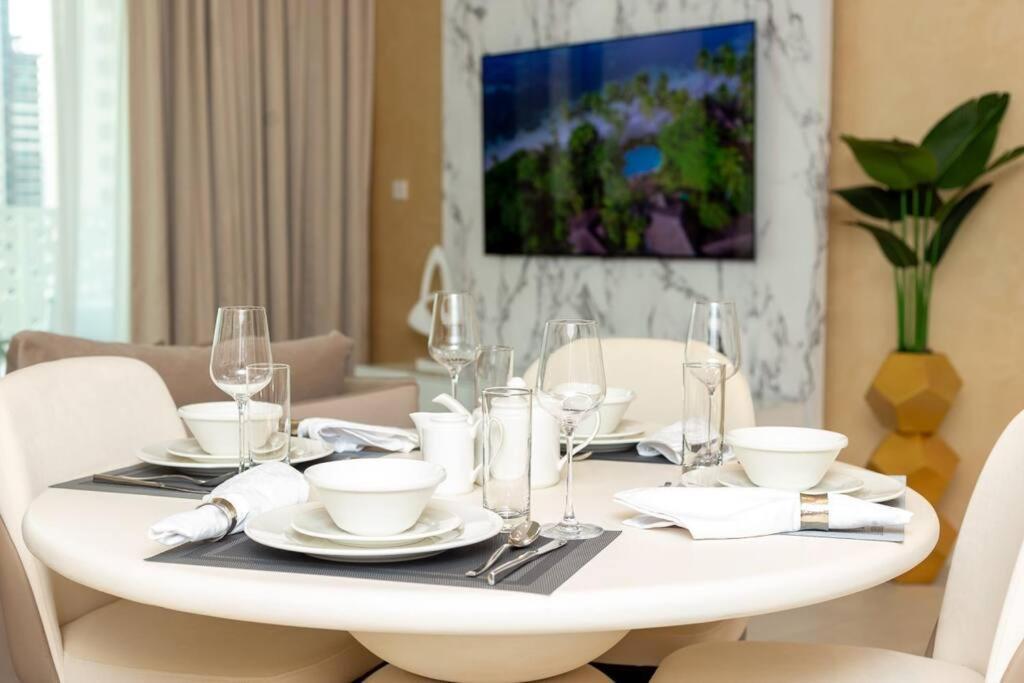 Luxury And Comfy 1br In Jbr Near The Apartment Dubai