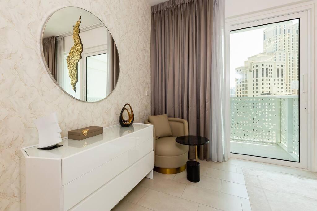 Luxury And Comfy 1br In Jbr Near The Dubai
