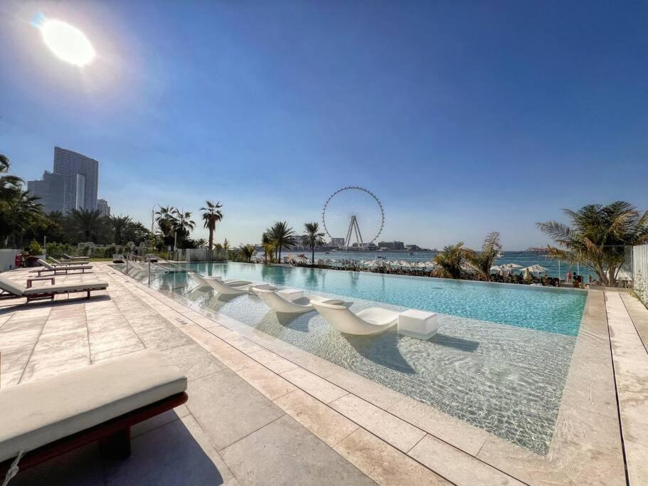 Apartment Luxury And Comfy 1br In Jbr Near The *