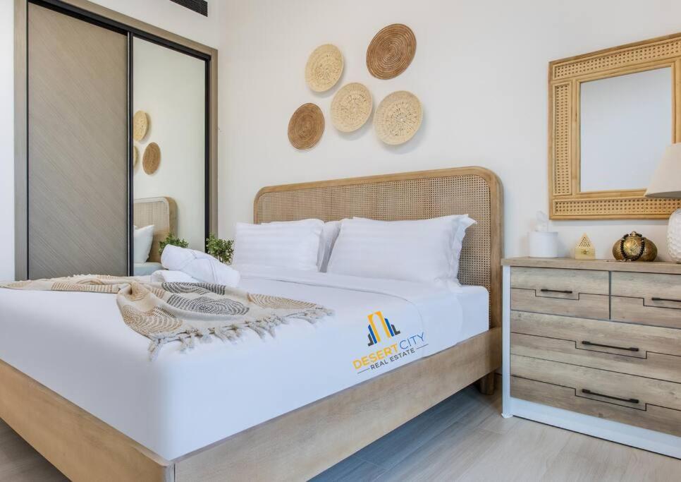 Fully Furnished 2 Bed In Jvc, Hosted By Desert Apartment *