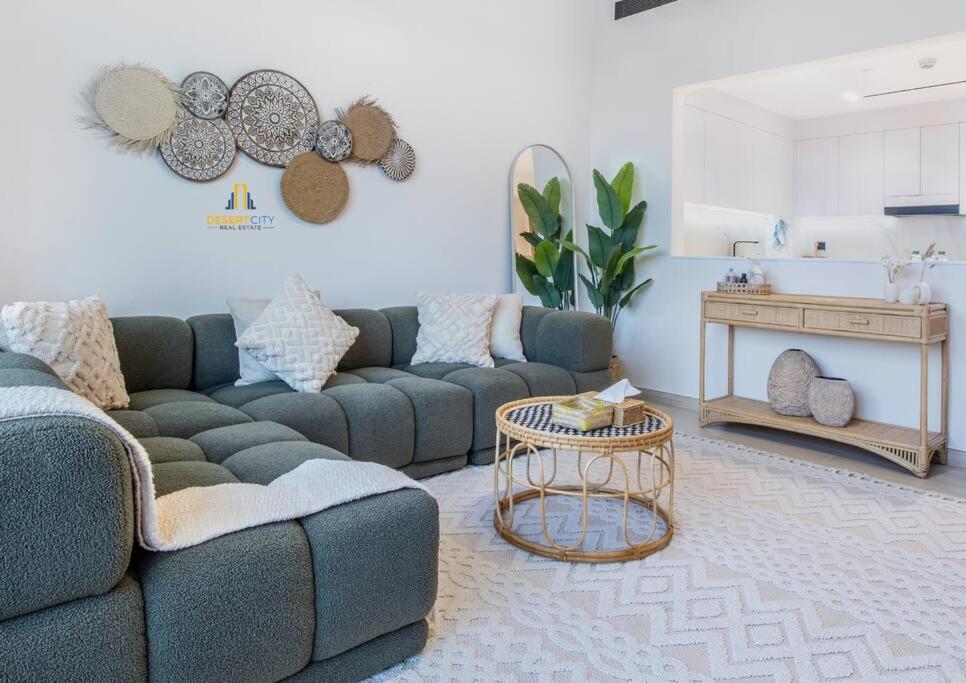 Fully Furnished 2 Bed In Jvc, Hosted By Desert * Dubai