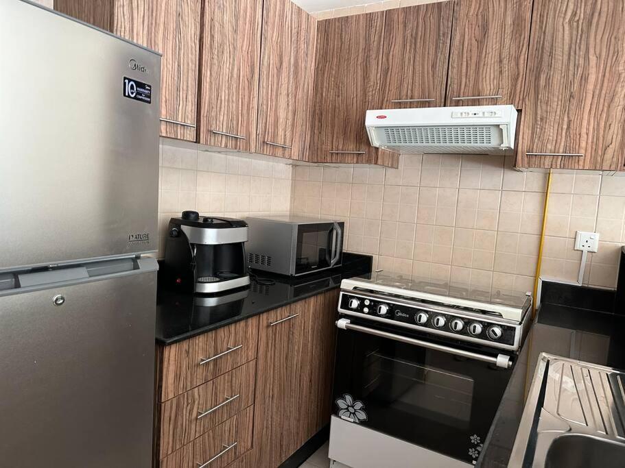 Luxury Near Burj Khalifa *