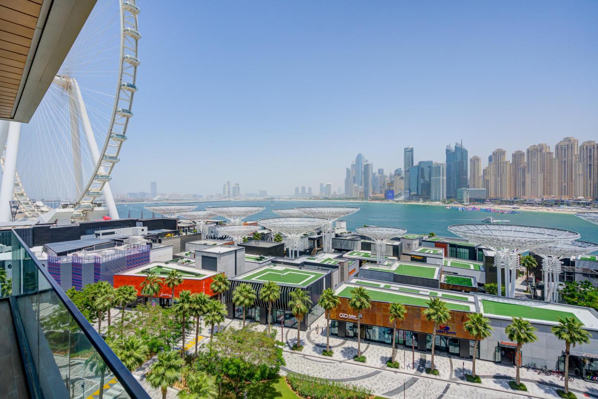 Mira Homes - Newly 2 Bedroom In Bluewaters With Sea View Apartment *