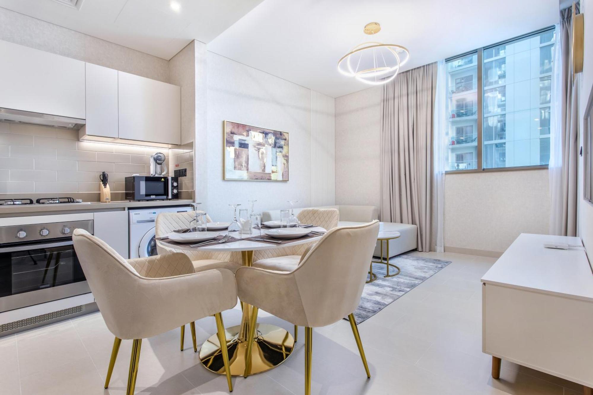 Apartment By Latinem Luxury 1br Cv A1507 Near Burj Khalifa Dubai