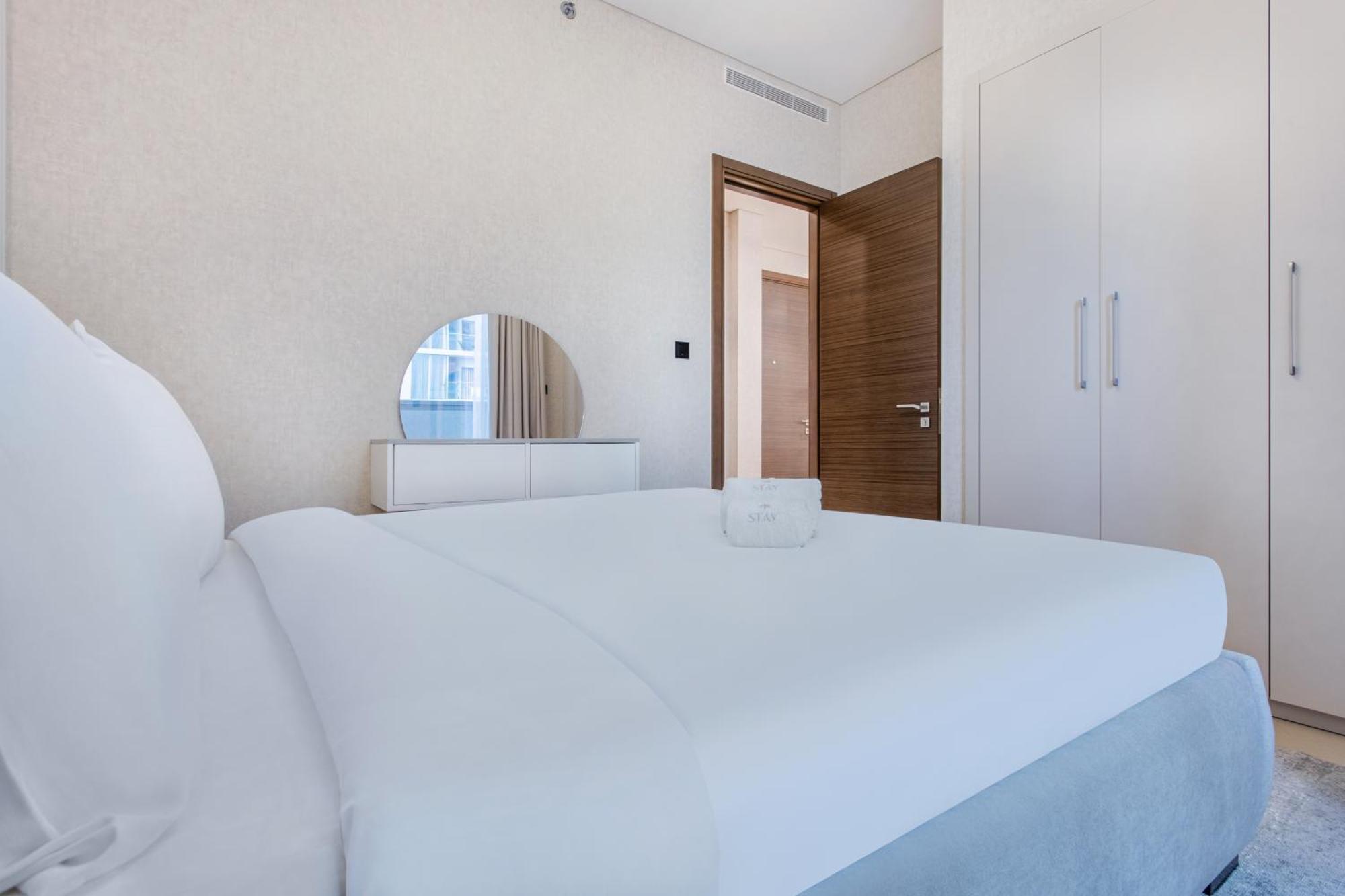 By Latinem Luxury 1br Cv A1507 Near Burj Khalifa *