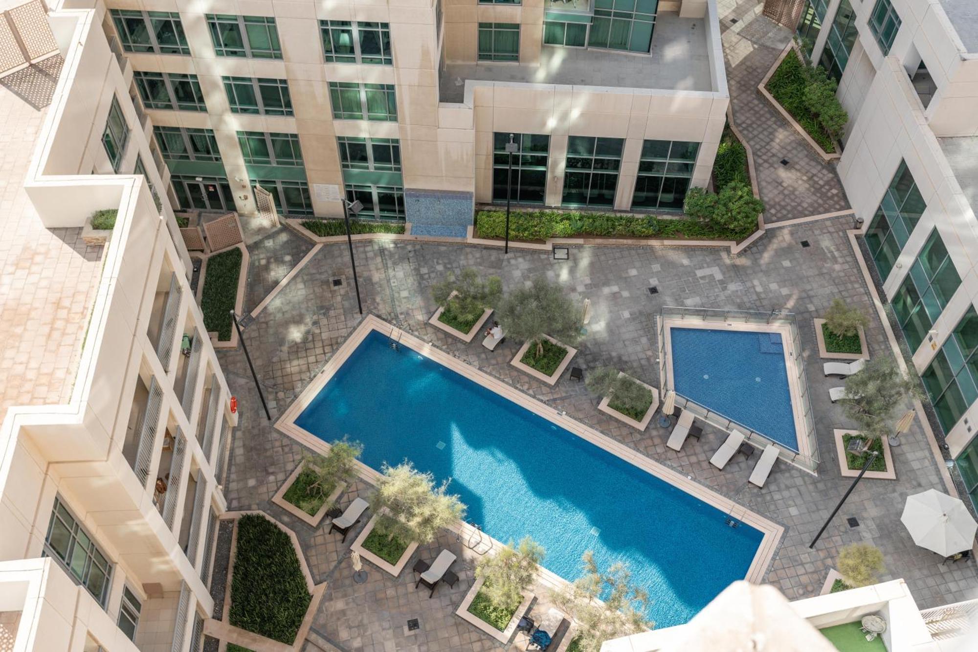 Lux I Burj Views I Views