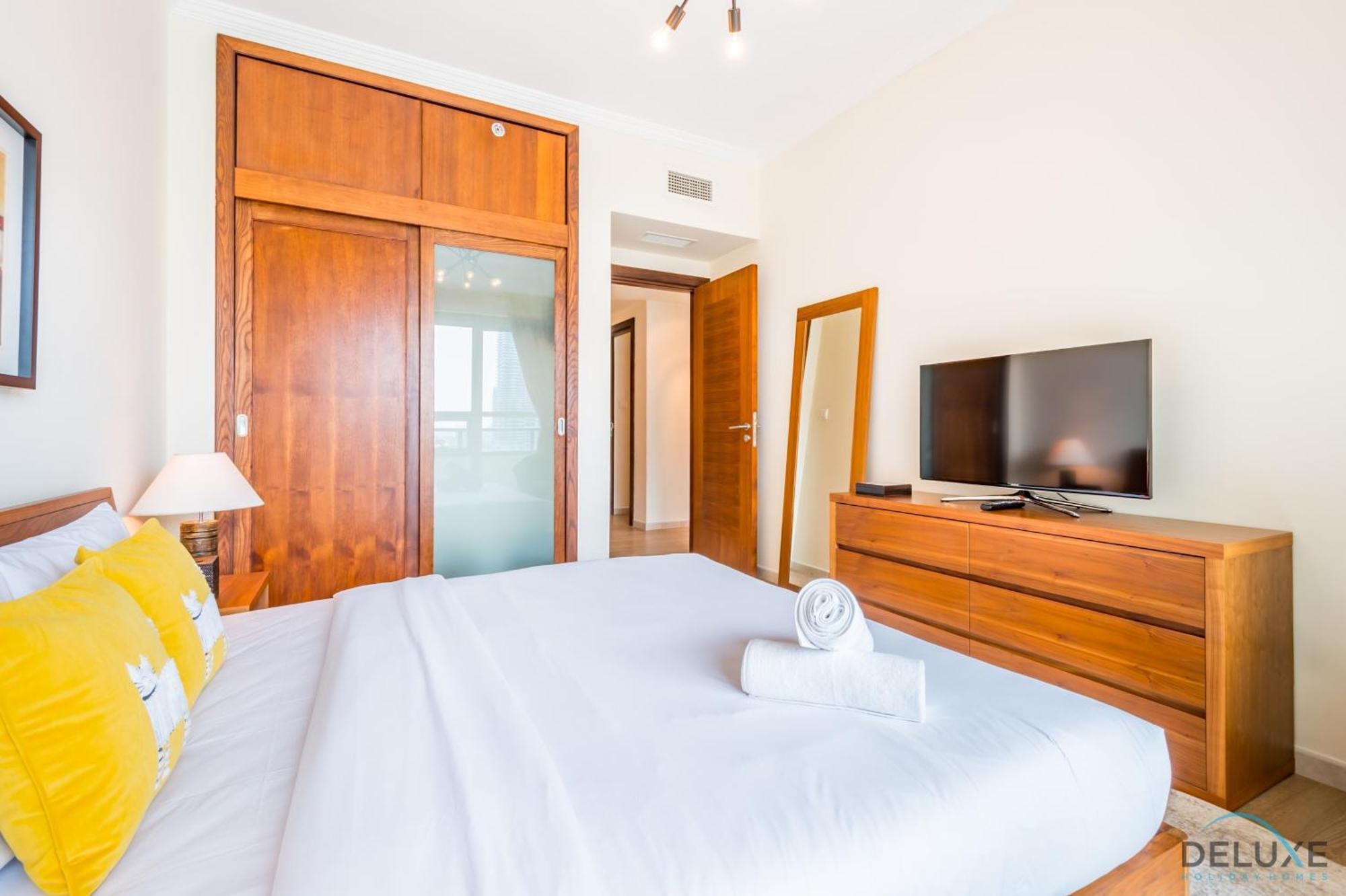 Apartment Beautiful 2br In Al Sahab 2, Marina By Deluxe Homes