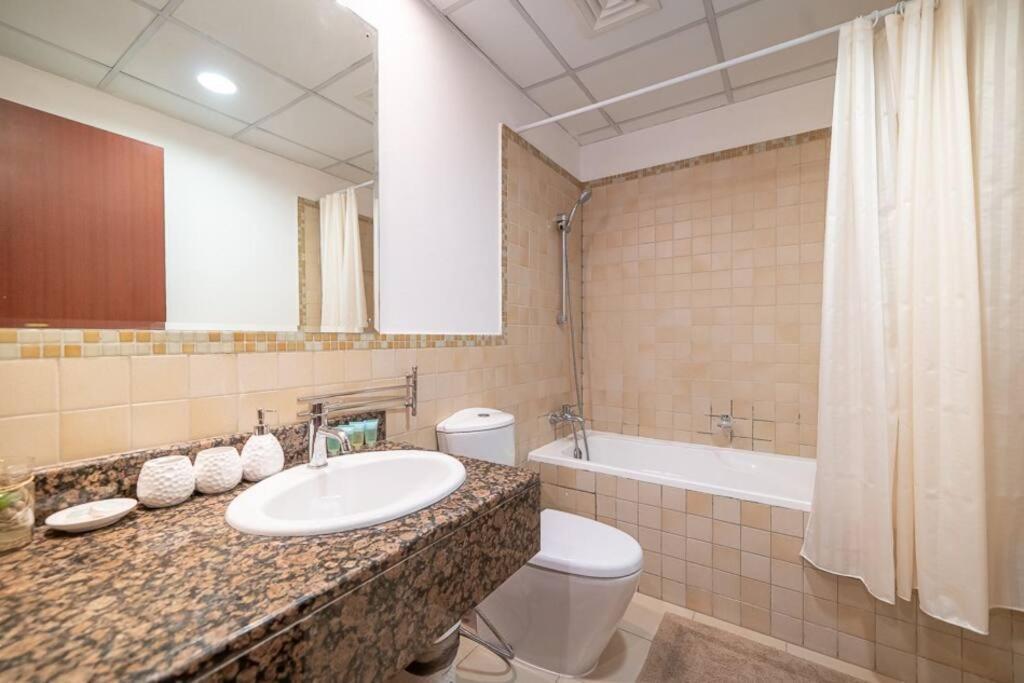 Stonetree - Spacious 2 Bedroom Near Jbr *