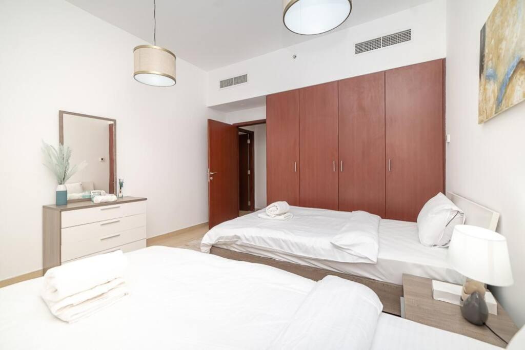 Stonetree - Spacious 2 Bedroom Near Jbr * Dubai