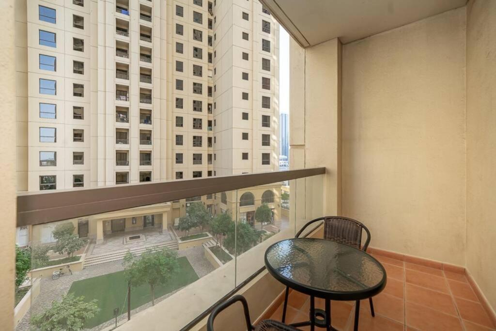 Stonetree - Spacious 2 Bedroom Near Jbr Apartment *