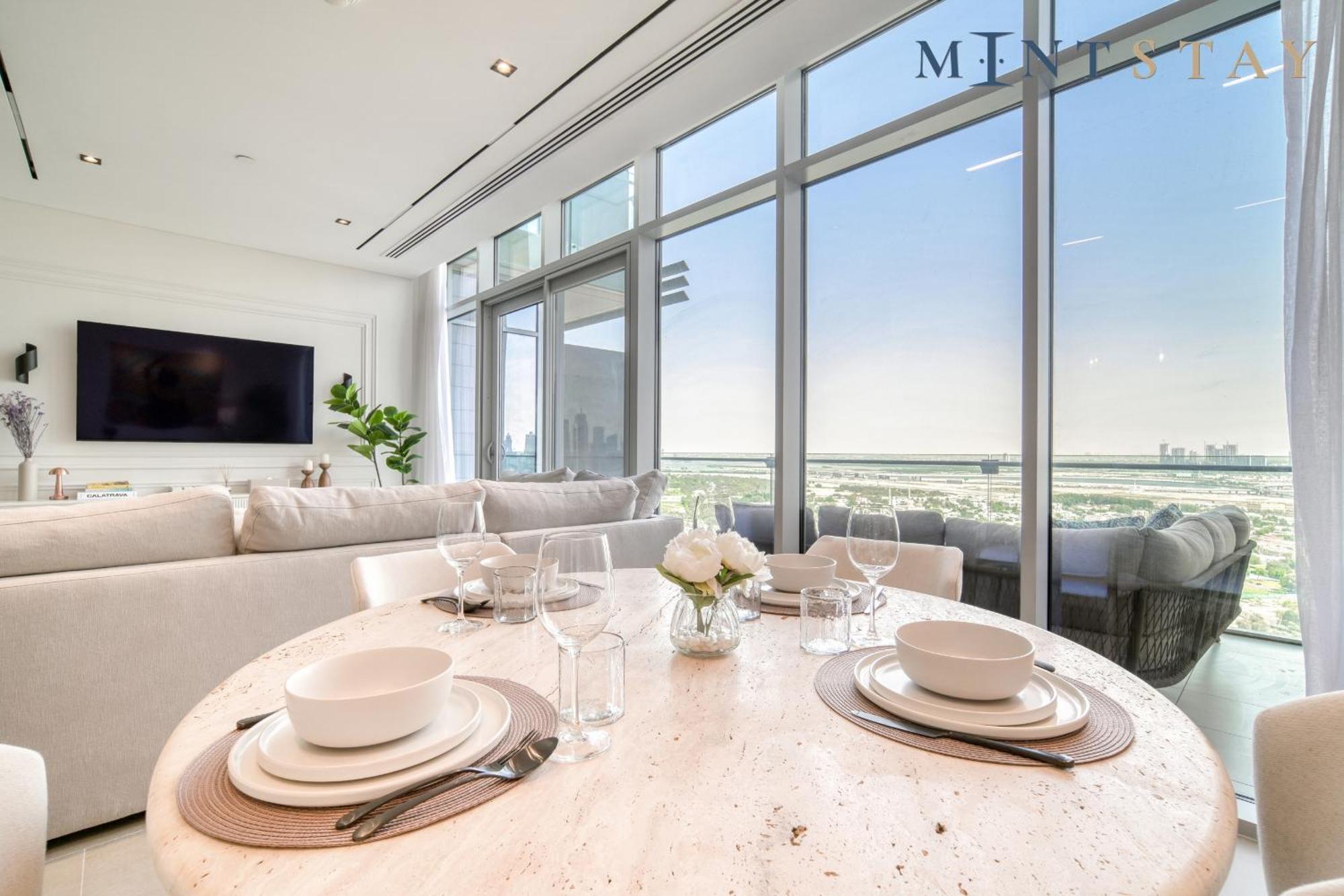Burj Daman, Difc - Mint Apartment *