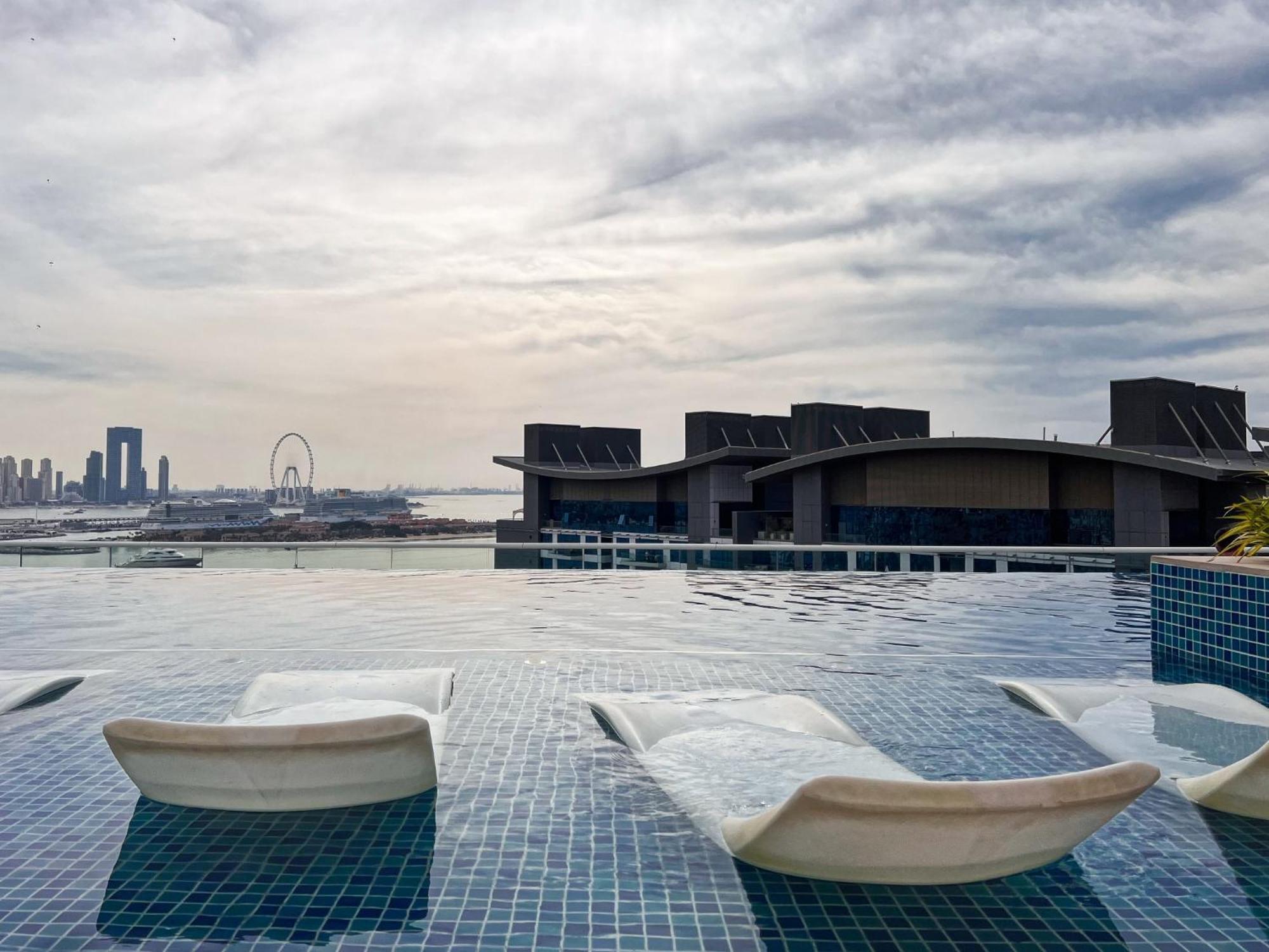 The Smart Concierge - Seven Palm Apartment