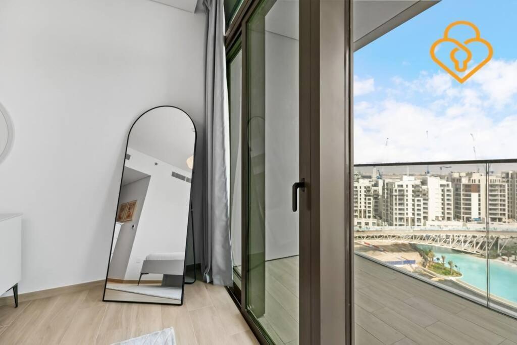 Keysplease 2 Bedroom Water View In Palace Residence, Creek Harbour