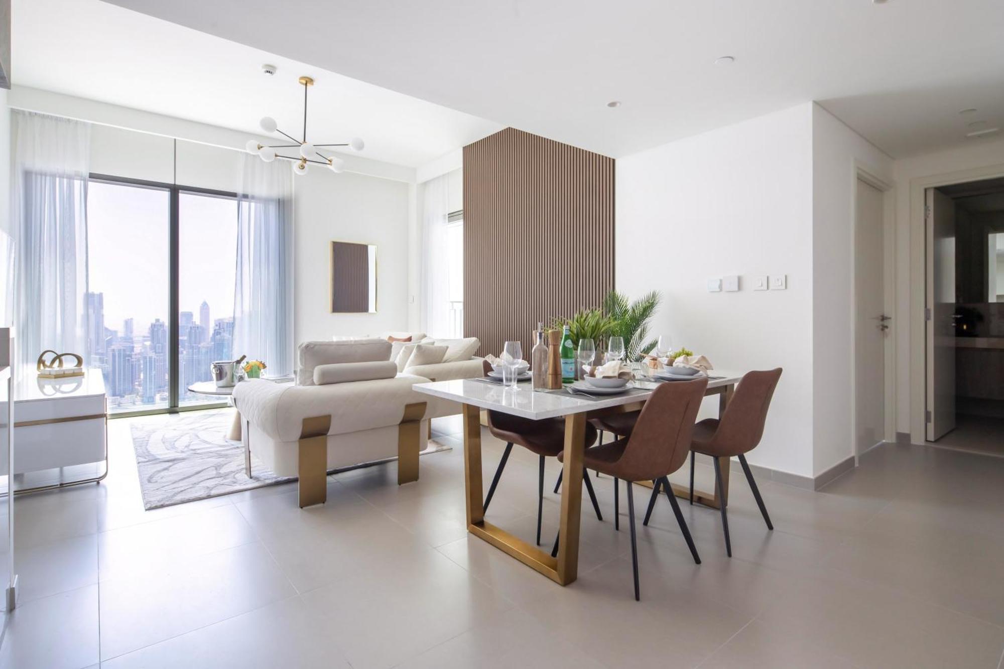 Frank Porter - Downtown Views Ii, Tower 2 Apartment