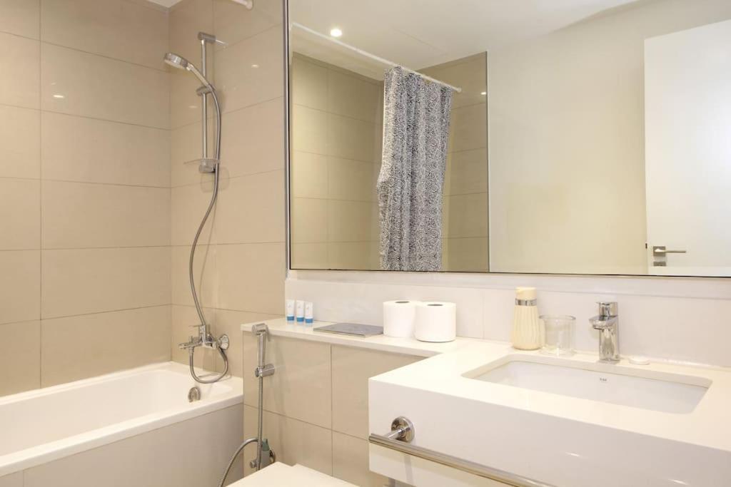 Apartment Hills Dreamin Spacious 1br With Balcony