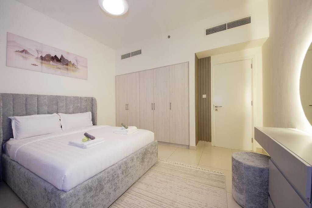 Hills Dreamin Spacious 1br With Balcony * Dubai