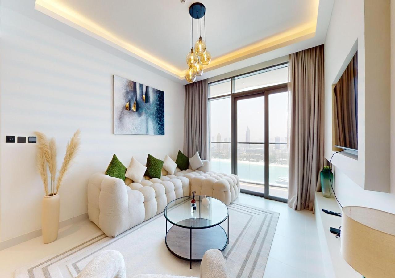 Apartment Waterfront ,High Floor 2Bed With Private Beach Access