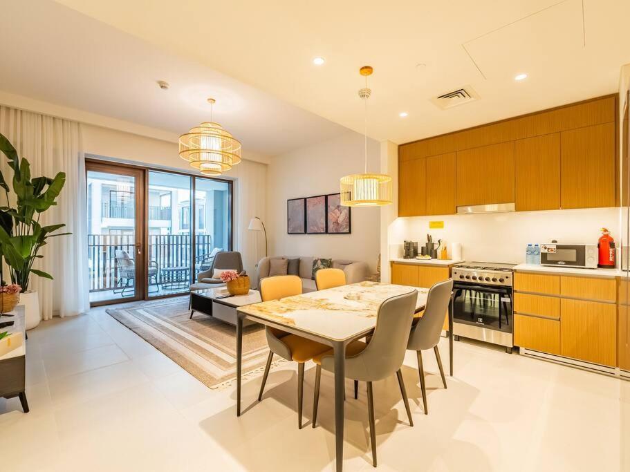 Ravishing Retreat 2br Creek Luxury Abode * Dubai