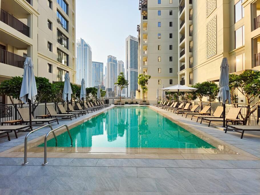 Ravishing Retreat 2br Creek Luxury Abode Apartment