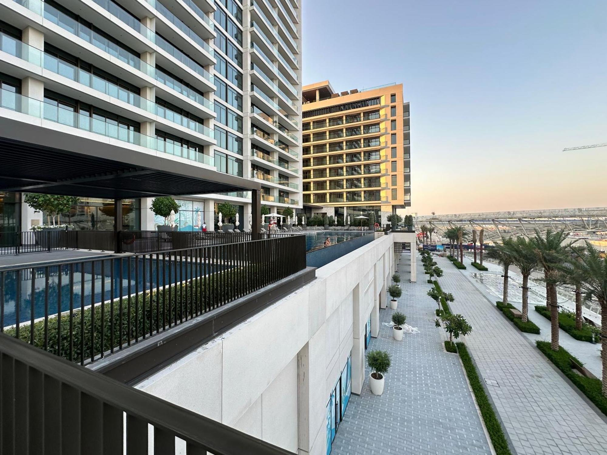 Apartment Cozy 2br Retreat With Panoramic Creek Views Dubai