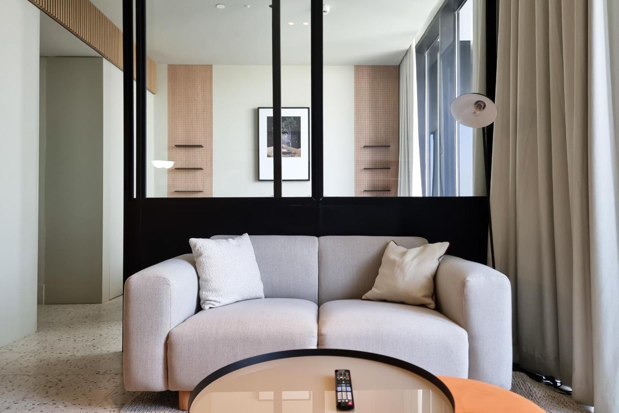Upside Living 1 Bedroom In Business Bay Apartment Dubai