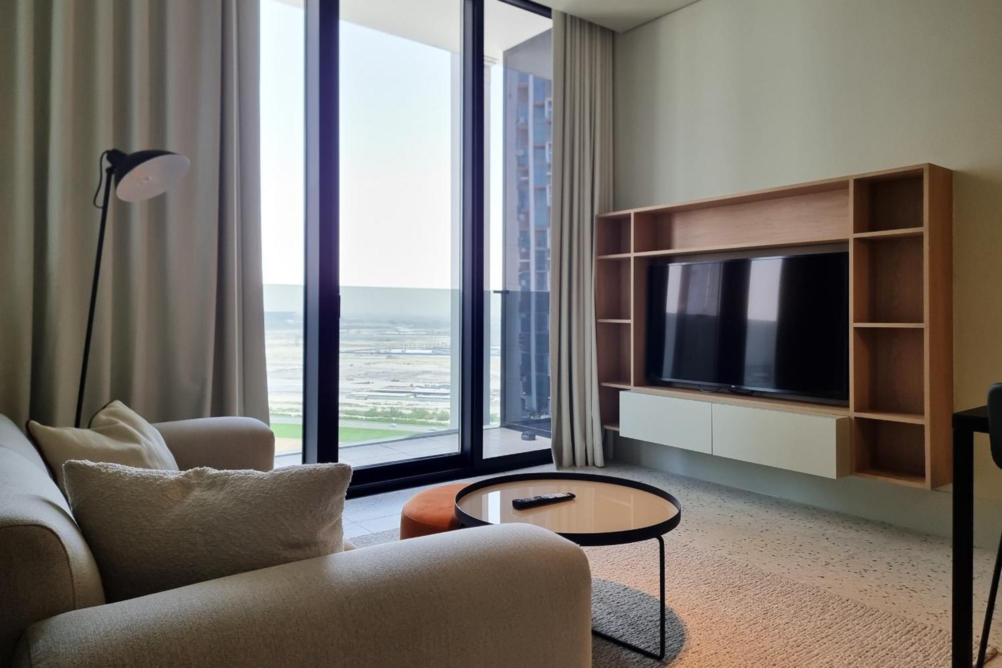 Upside Living 1 Bedroom In Business Bay Apartment Dubai
