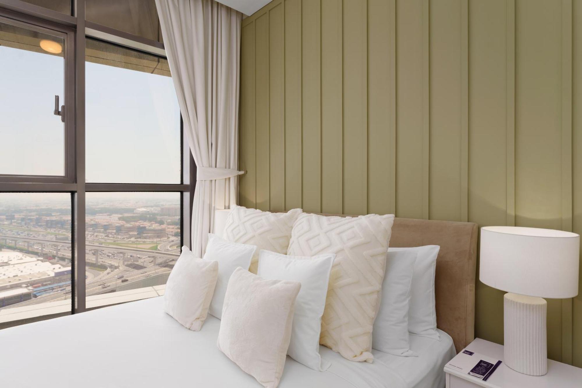 Maison Privee - Chic Retreat In Prime Location Apartment *