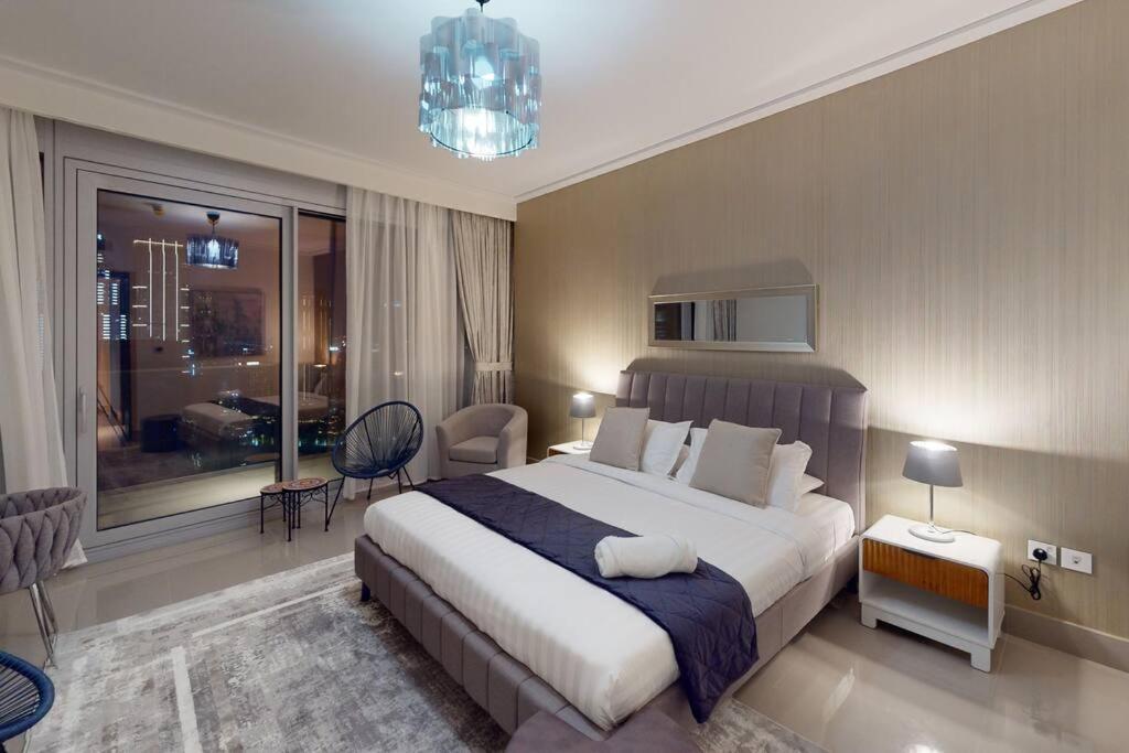 Opera Grand 3br With Fountain Views Apartment *