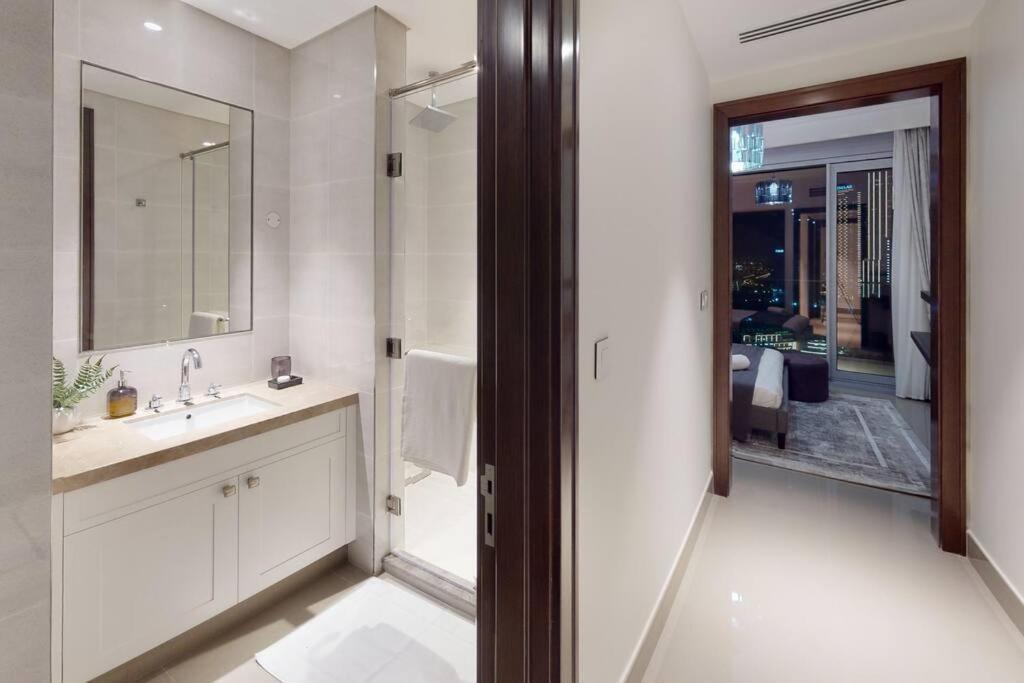 Opera Grand 3br With Fountain Views Apartment