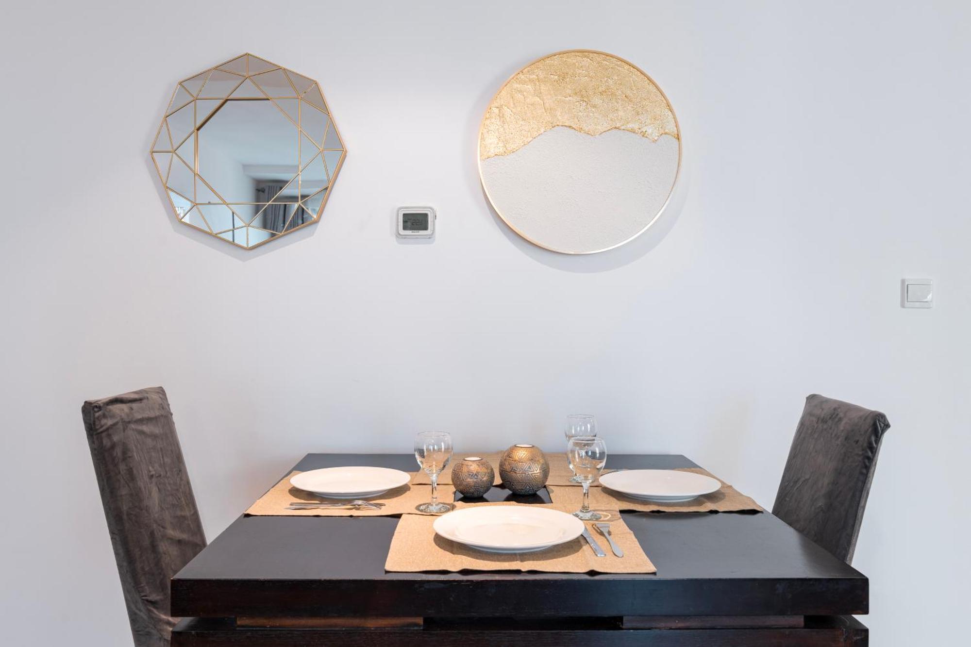 Spacious 1br Jbr *