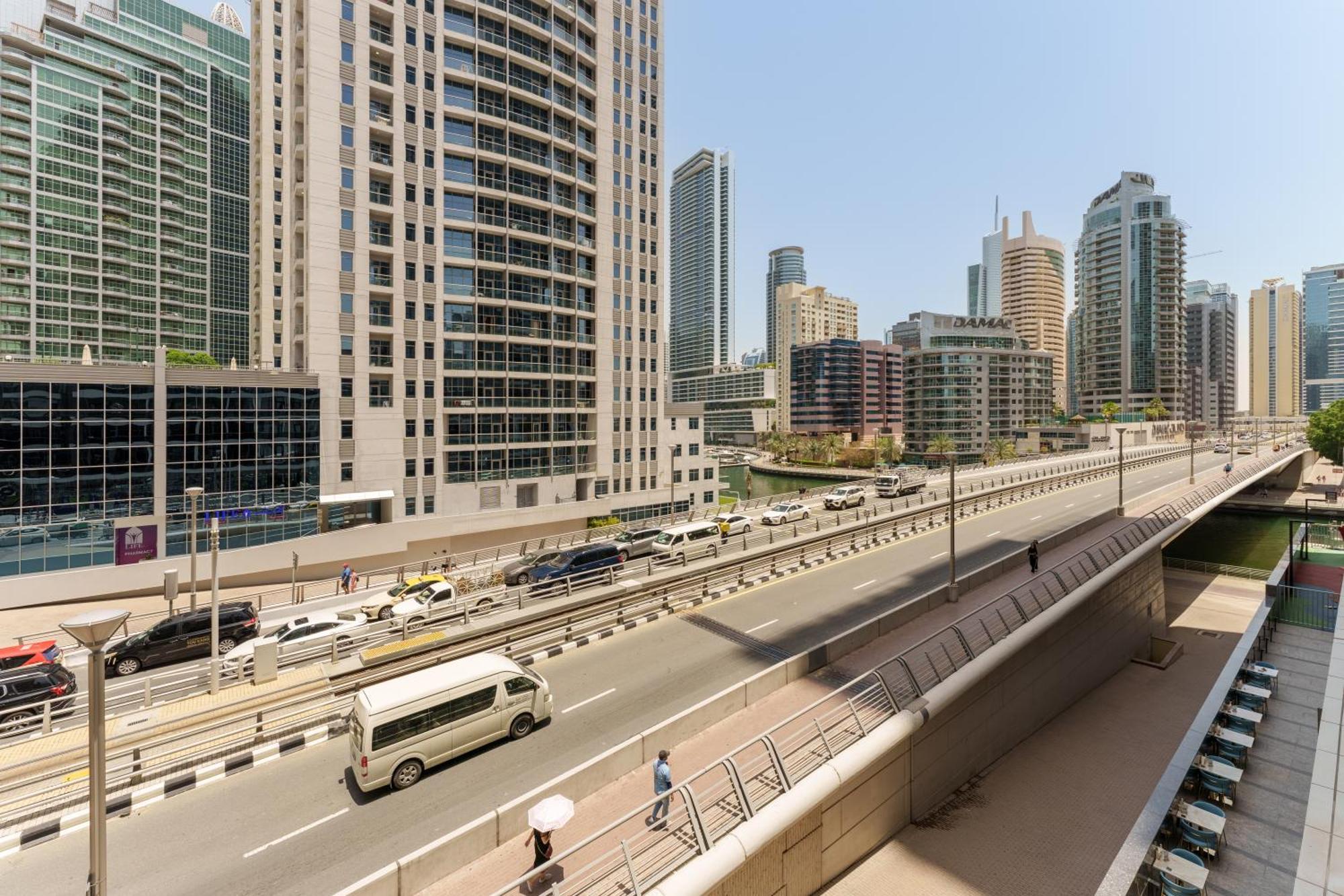 Experience Sparkle Tower Living In Jbr - Suiteable Apartment