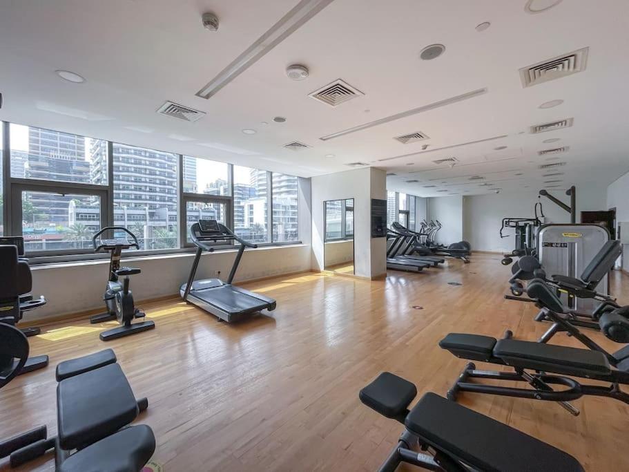 Experience Sparkle Tower Living In Jbr - Suiteable Apartment *