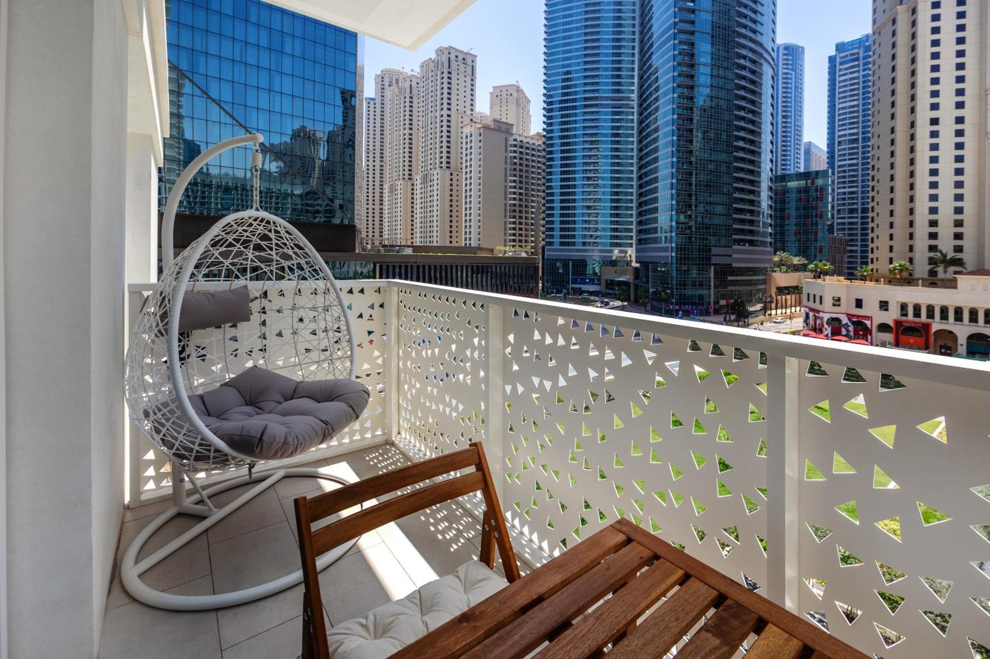 Brand New Spacious 1bd In La Vie On The Apartment Dubai
