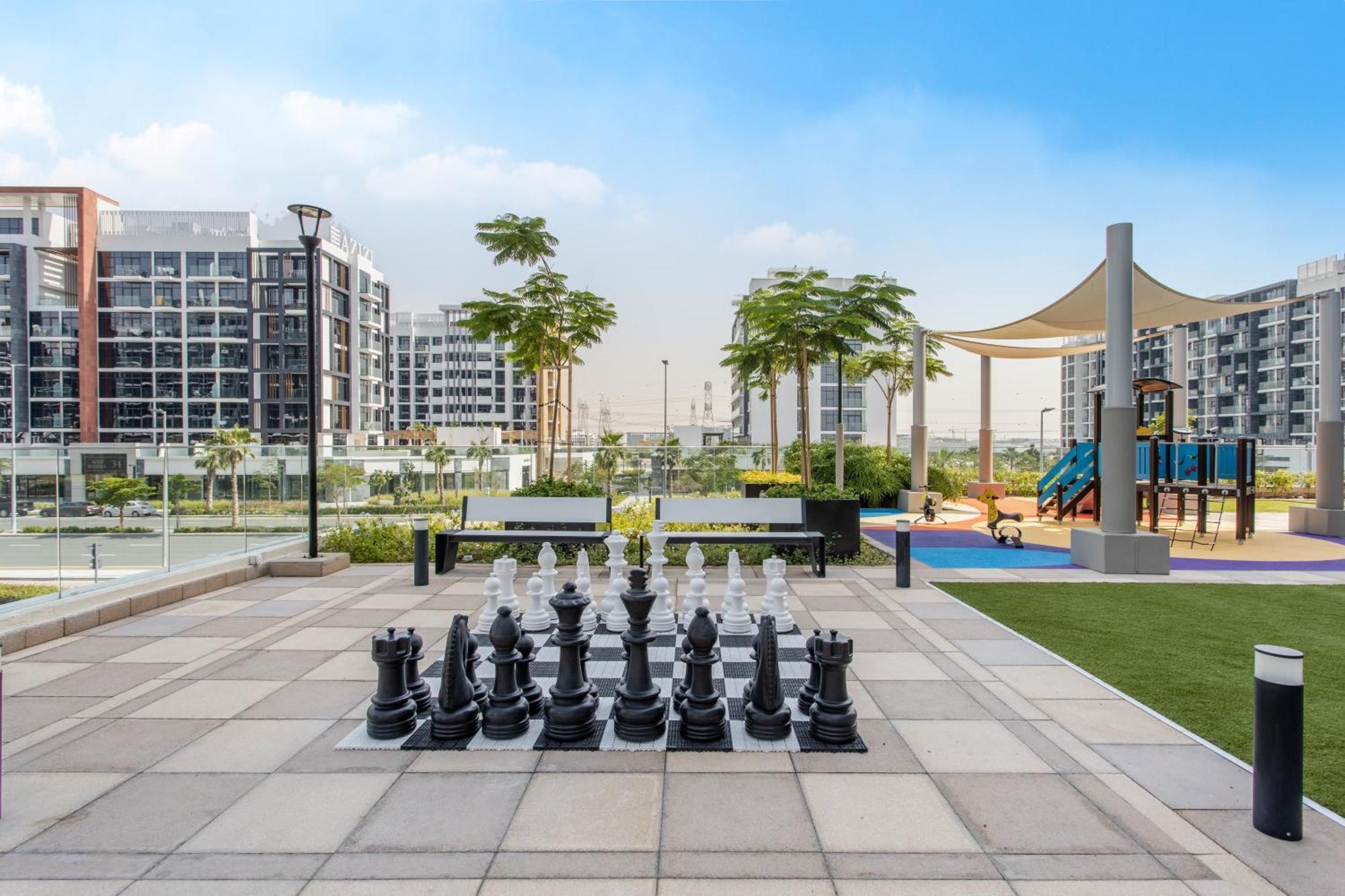 Stylish & Luxury Riviera 19 2 Adult & 1 Kid Apartment Dubai