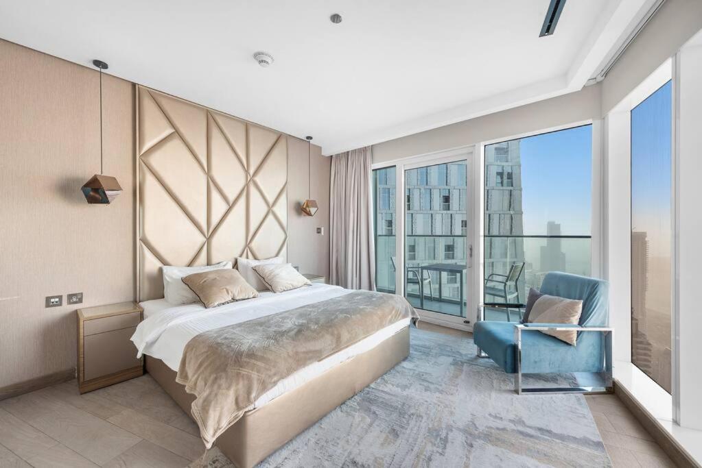 First Class 2br Elevated Luxury With Terrace Apartment *