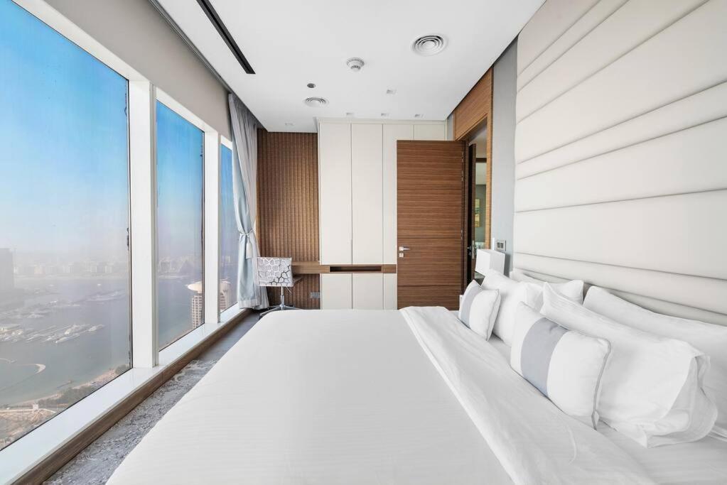 First Class 2br Elevated Luxury With Terrace