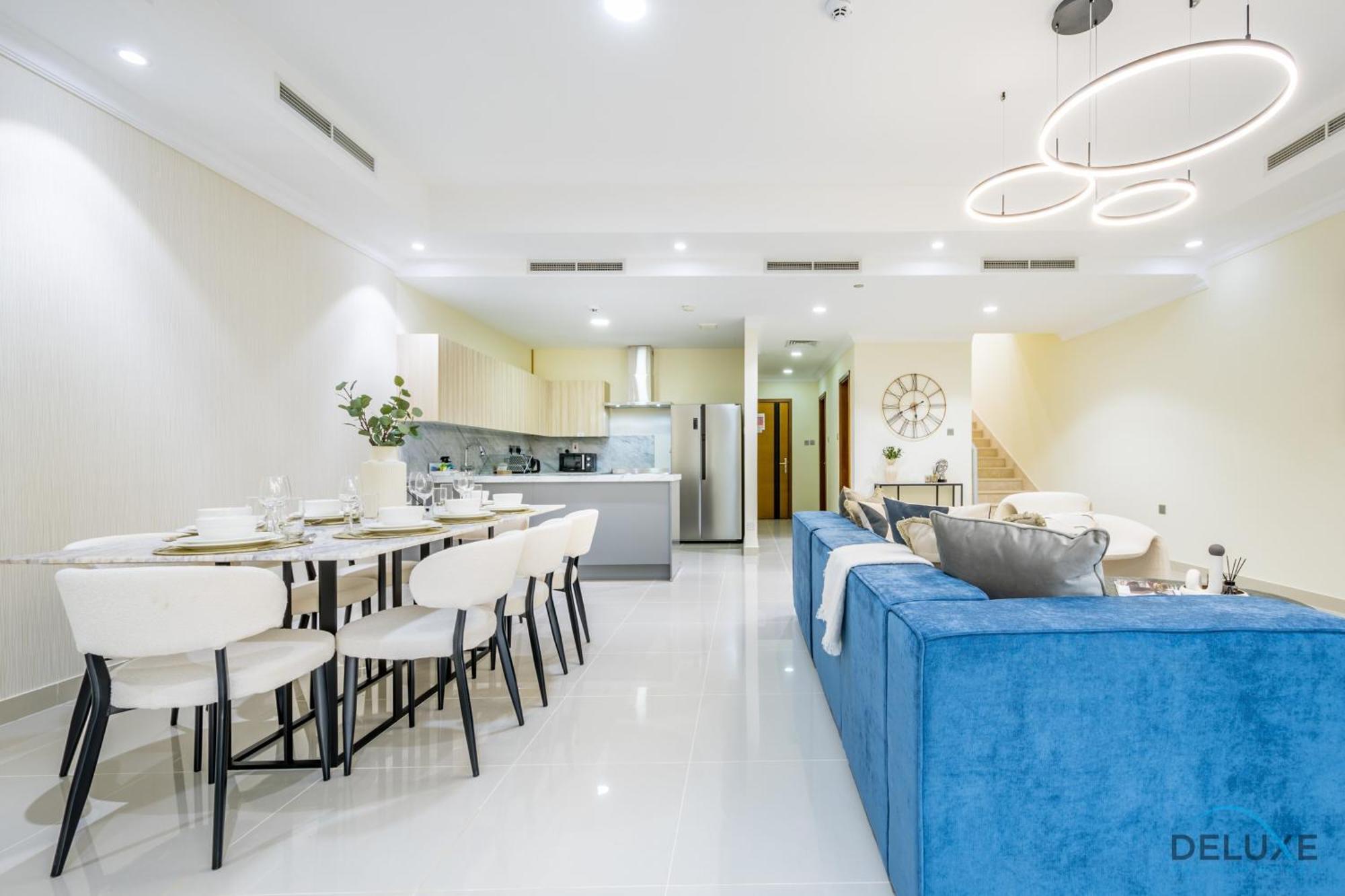 Tranquil 3br Townhouse With Assistant's At District 12 Jvc By Deluxe Apartment Dubai