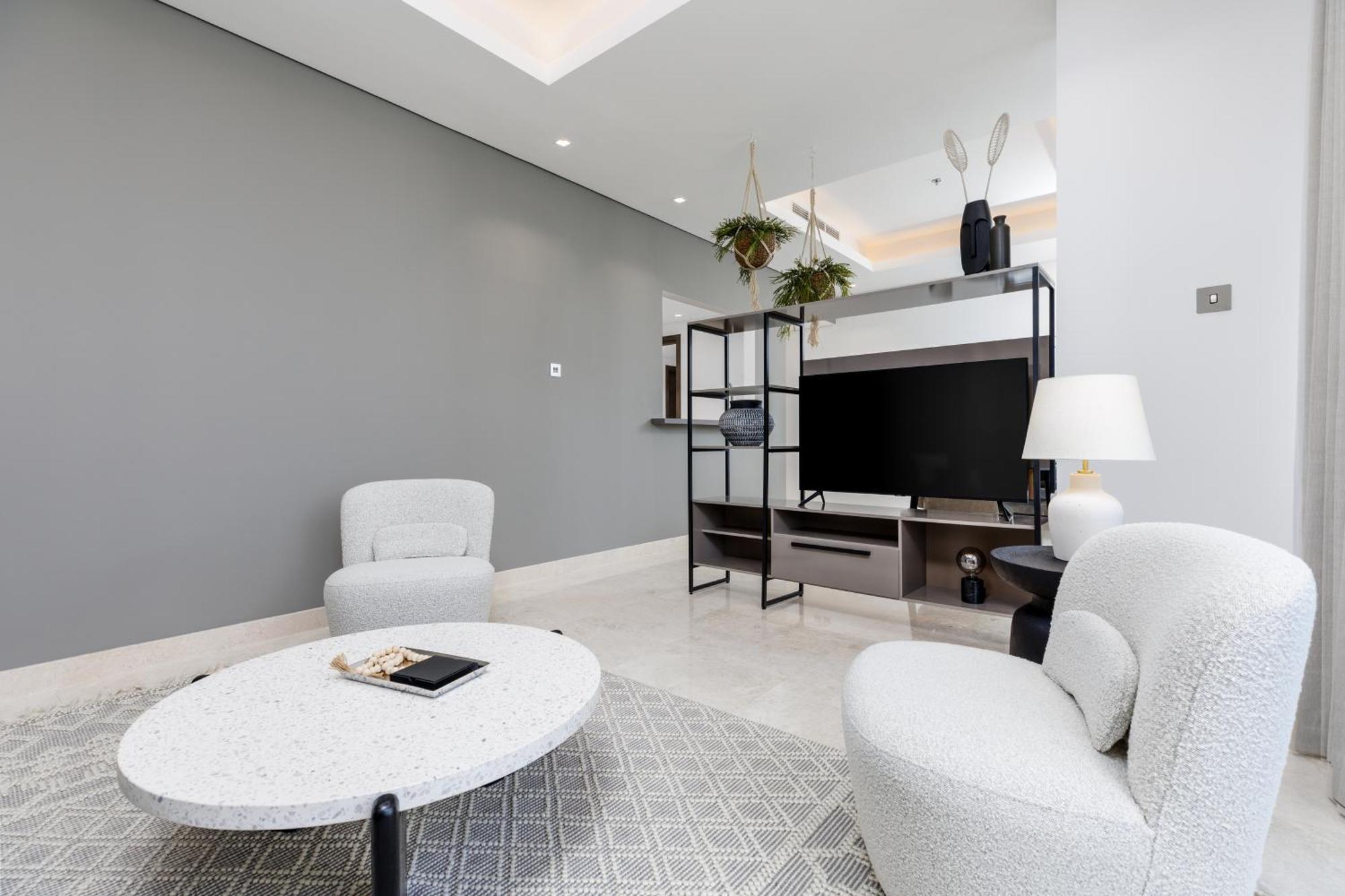 Apartment Maison Privee - Classy Urban Retreat With Amazing Canal Views *
