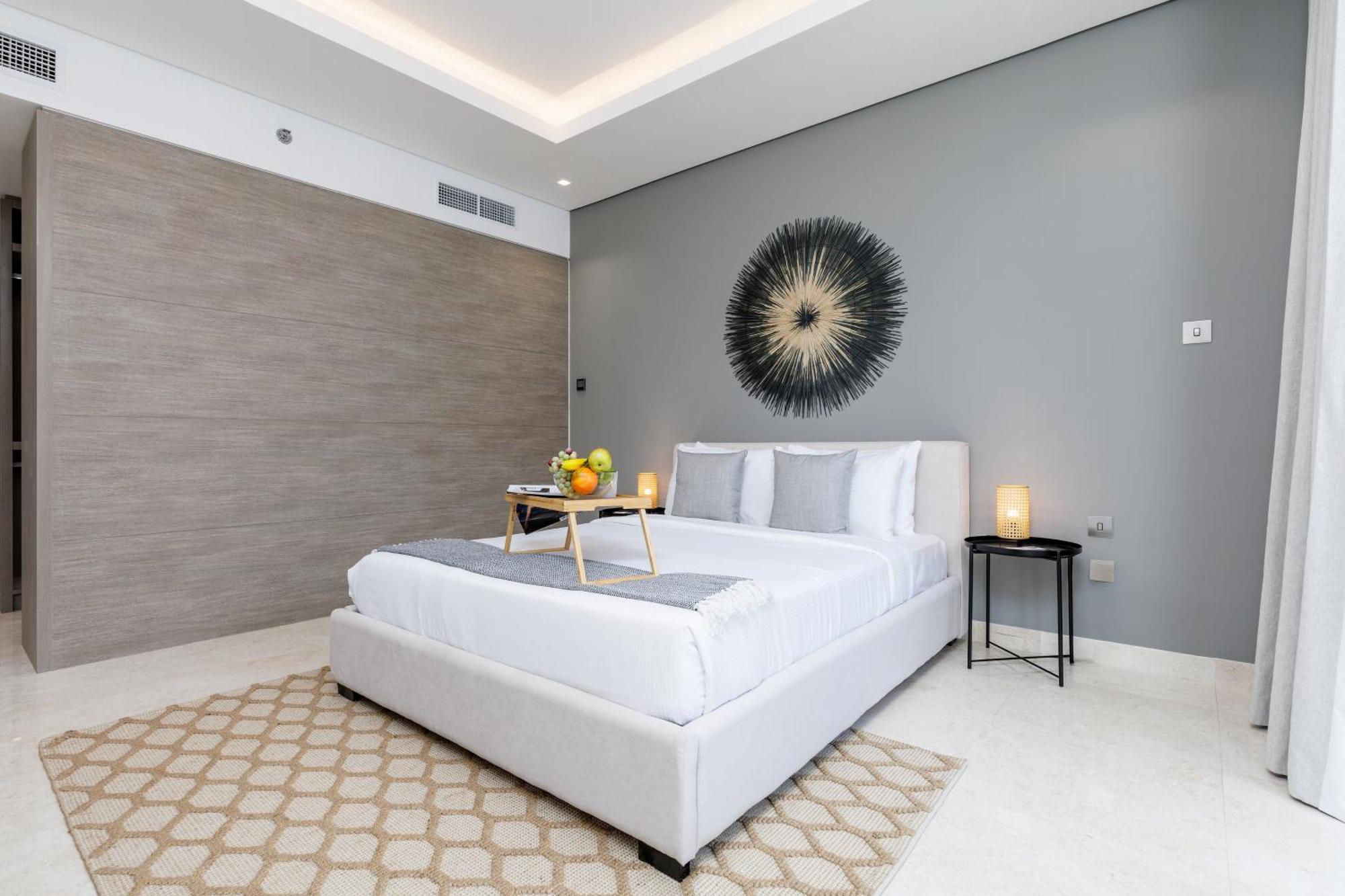 Maison Privee - Classy Urban Retreat With Amazing Canal Views *