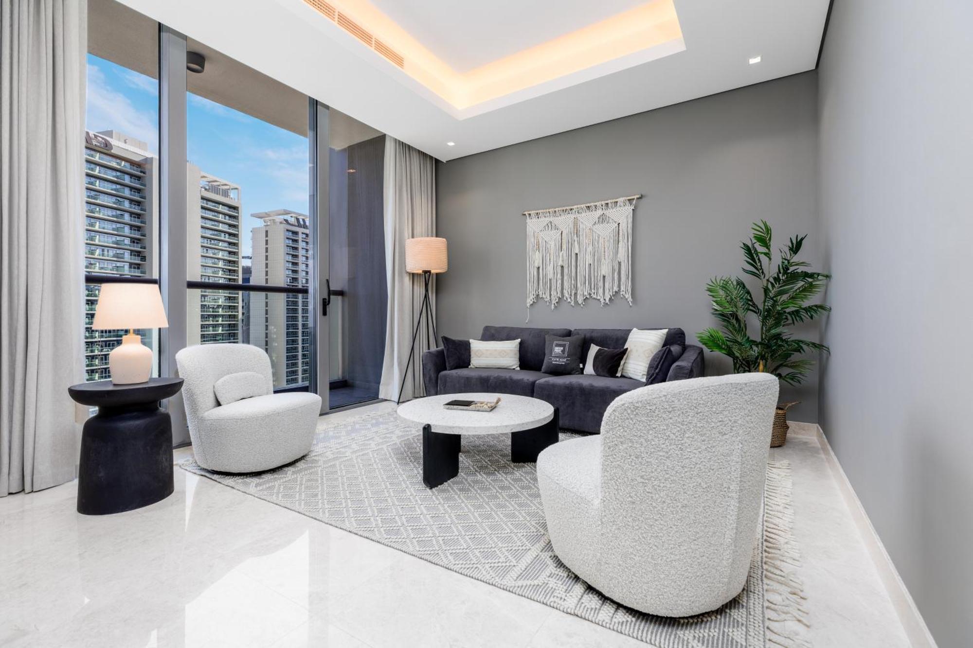 Maison Privee - Classy Urban Retreat With Amazing Canal Views Apartment Dubai