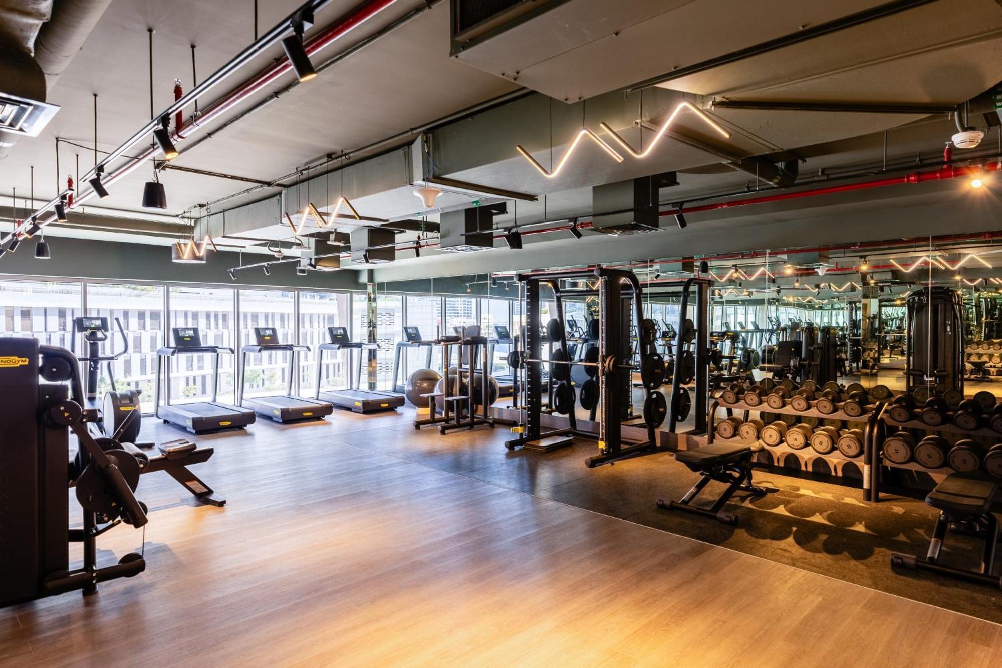 Maison Privee - Classy Urban Retreat With Amazing Canal Views Dubai