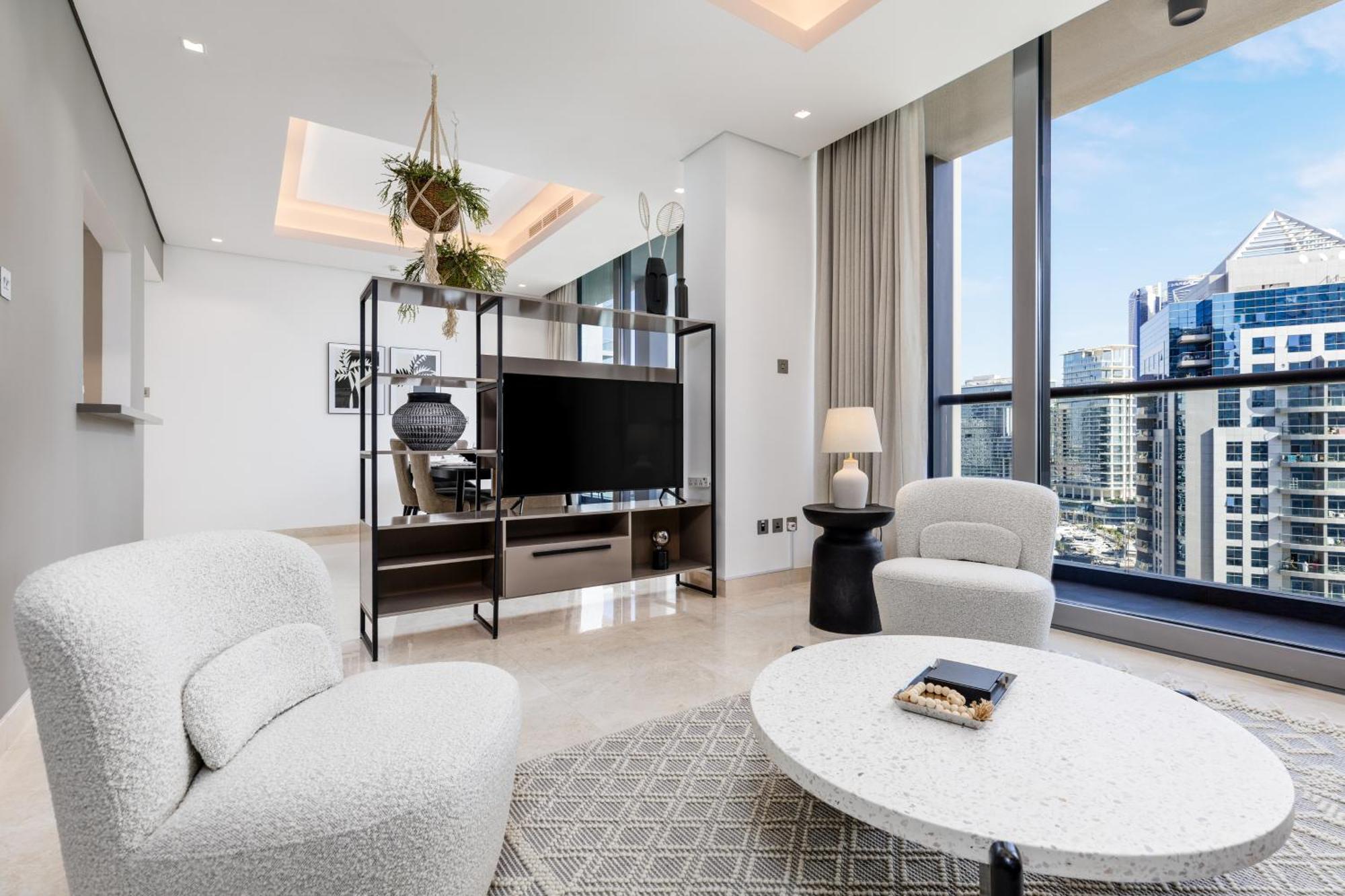 Maison Privee - Classy Urban Retreat With Amazing Canal Views Dubai