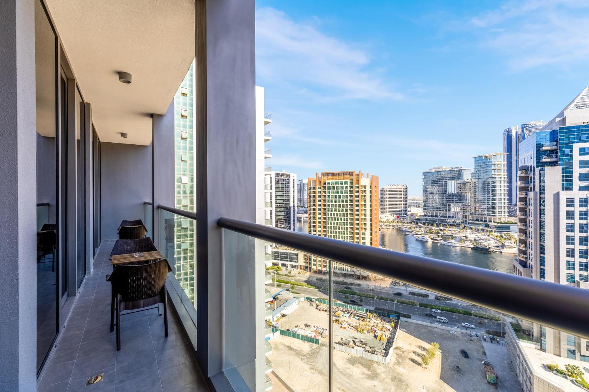 Maison Privee - Classy Urban Retreat With Amazing Canal Views