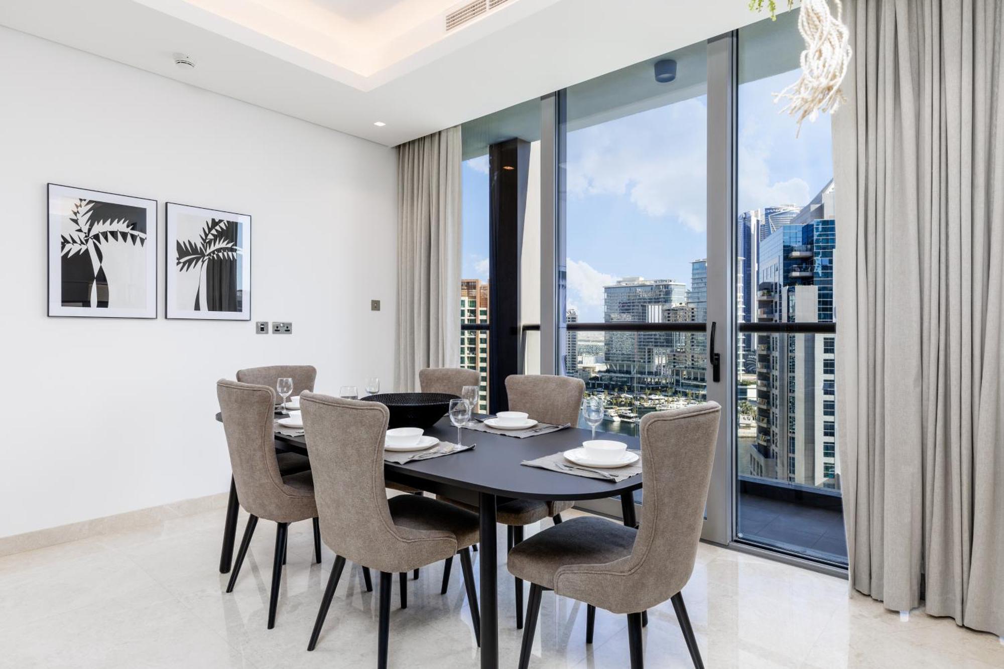 Apartment Maison Privee - Classy Urban Retreat With Amazing Canal Views *