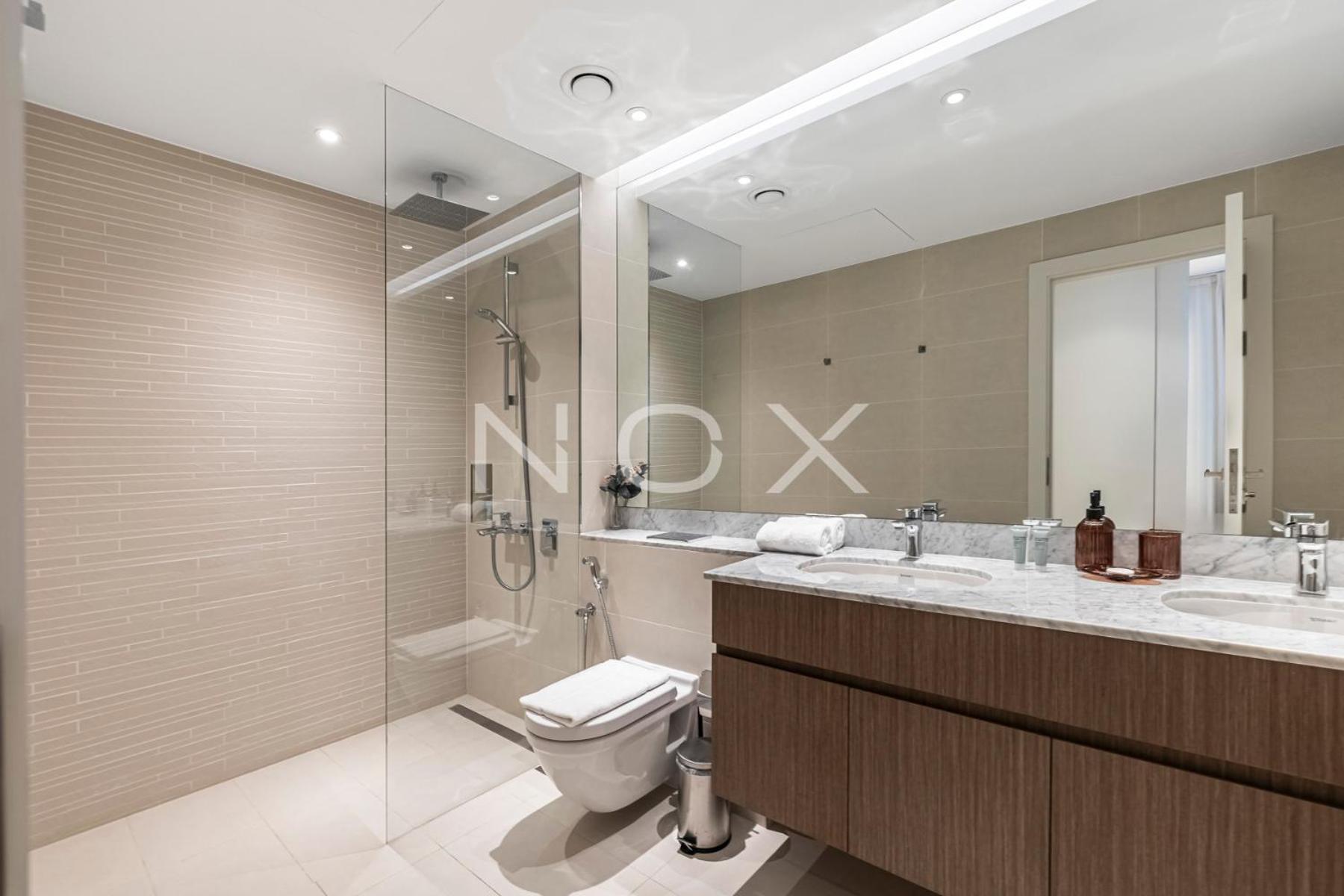 Stunning 2 Beds La Rive B2 Port Dela * Dubai